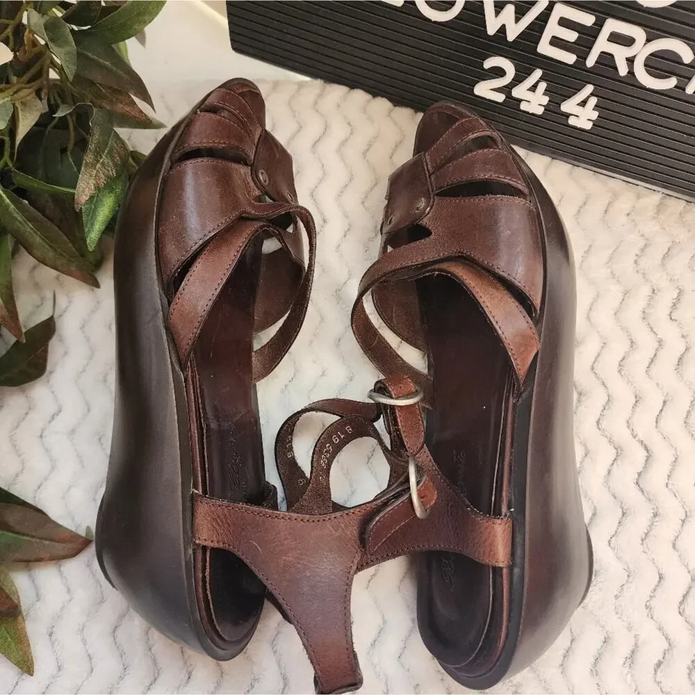 ROBERT CLERGERIE PLATFORM BROWN SANDAL SIZE 9